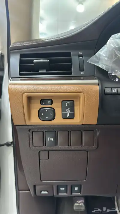 لكزس es 2016 v6 11