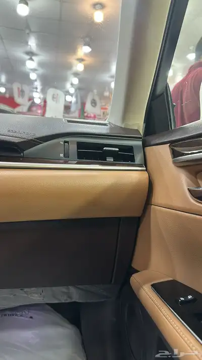 لكزس es 2016 v6 12