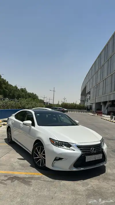 لكزس es 2016 v6 28