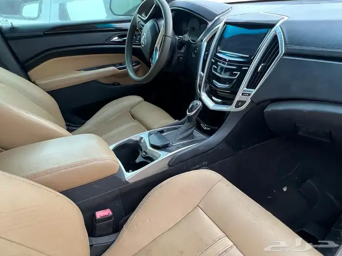 كديلك 2014 SRX مصدوم بسيط 5