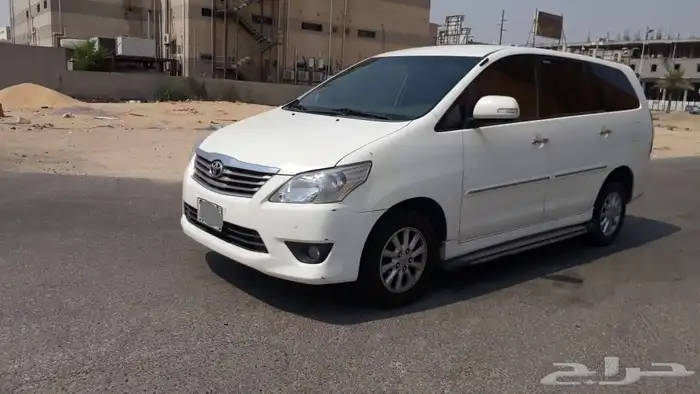 تويوتا انوفا 2013 استخدام شخصي أول مالك 1