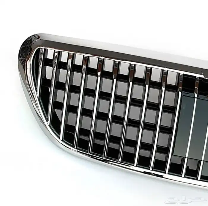 شبك مرسيدس E class (يوجد فتحة رادار) 1