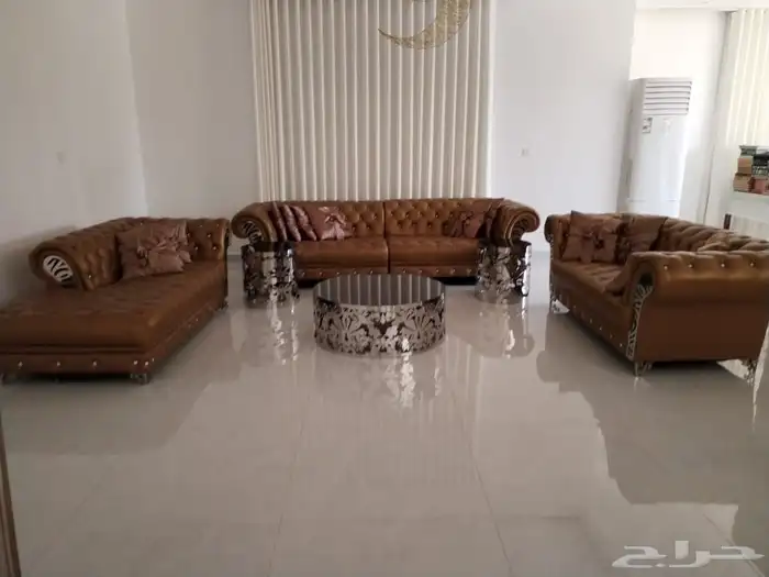 كنب مستخدم بحالة جديدة 2
