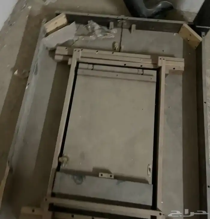 طاوله للبيع 1