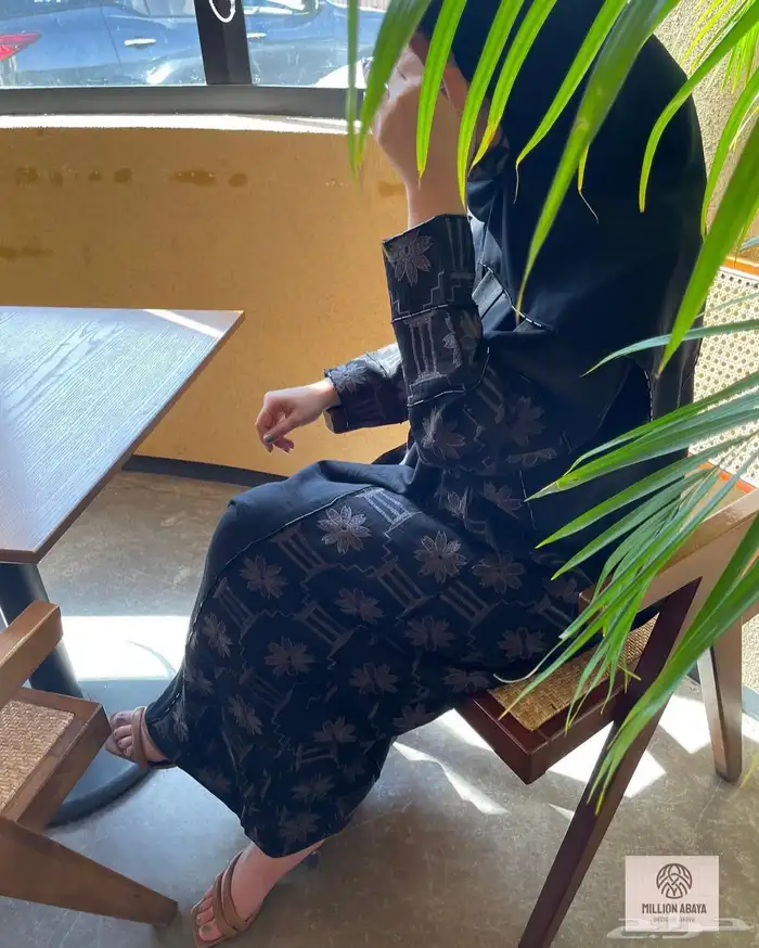 عبايه للبيع ب 80 2