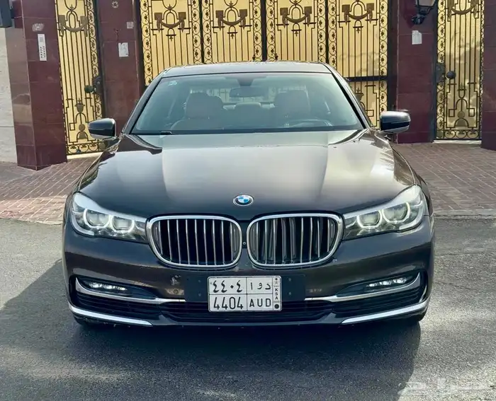 بي ام دبليو Li 740 2019 شبه جديده 0