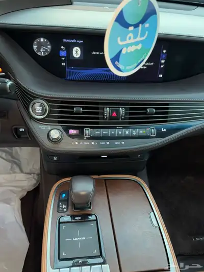 لكزس LS350 2020 17