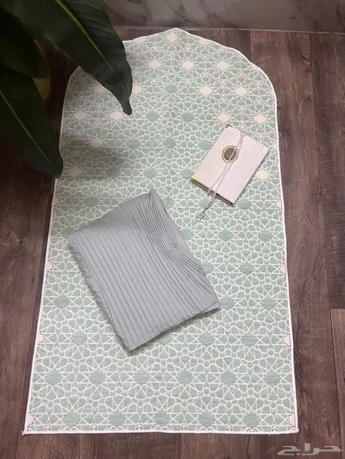 عروض سجادات تركيه ومخمل وطقوم الصلاه 14