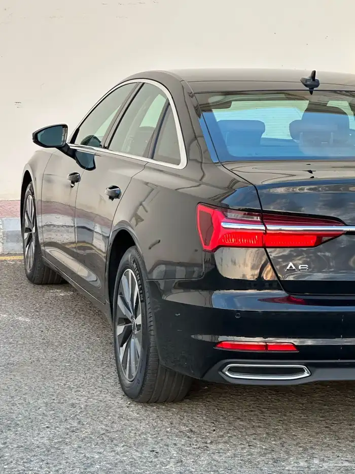اودي A6 موديل 2023 البيع 118000 الف 23