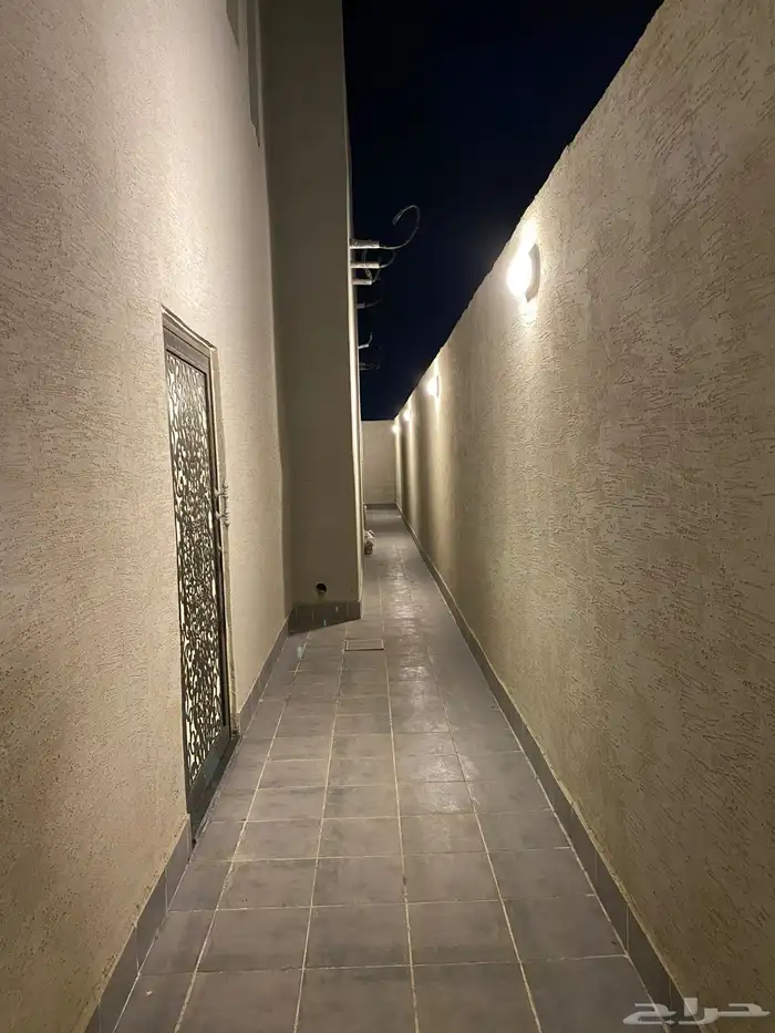 فيلا فاخرة للايجار في جدة حي الصالحية 3