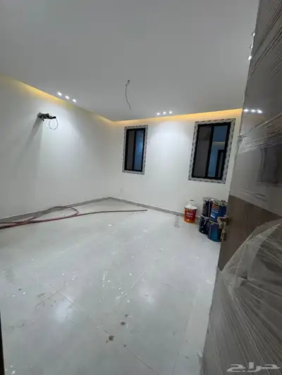 للبيع فيلا سكني في مخطط منح 99ج س حي البحيرات 17