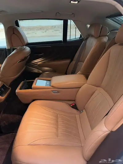 لكزس LS350 2020 19