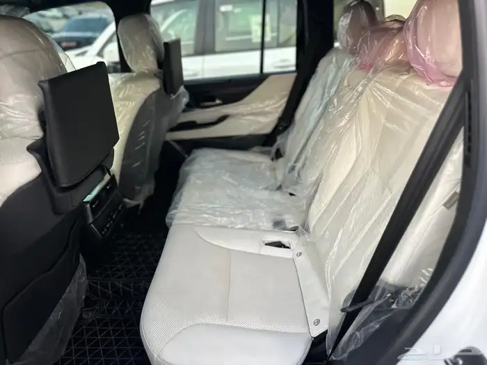 لكزس 2023 LX600 13