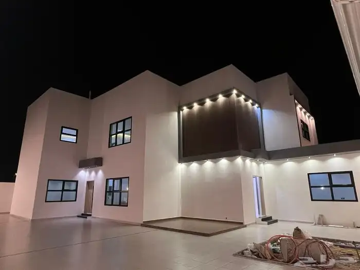 للبيع فيلا جديده مودرن البكيرية حي الامل 3