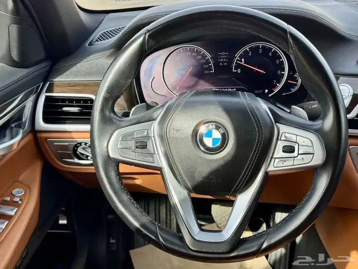 بي ام دبليو Li 740 2019 شبه جديده 9