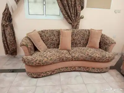 كنب مع الستارة 0