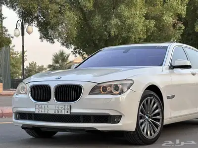 بي ام دبليو 2012 740li 6