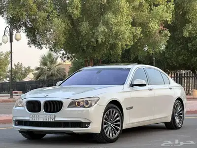بي ام دبليو 2012 740li 2