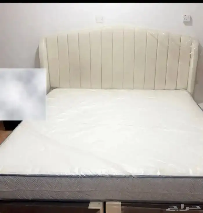 للبيع مرتبه وسرير لشركة توليك جديد نظام فندقي 1