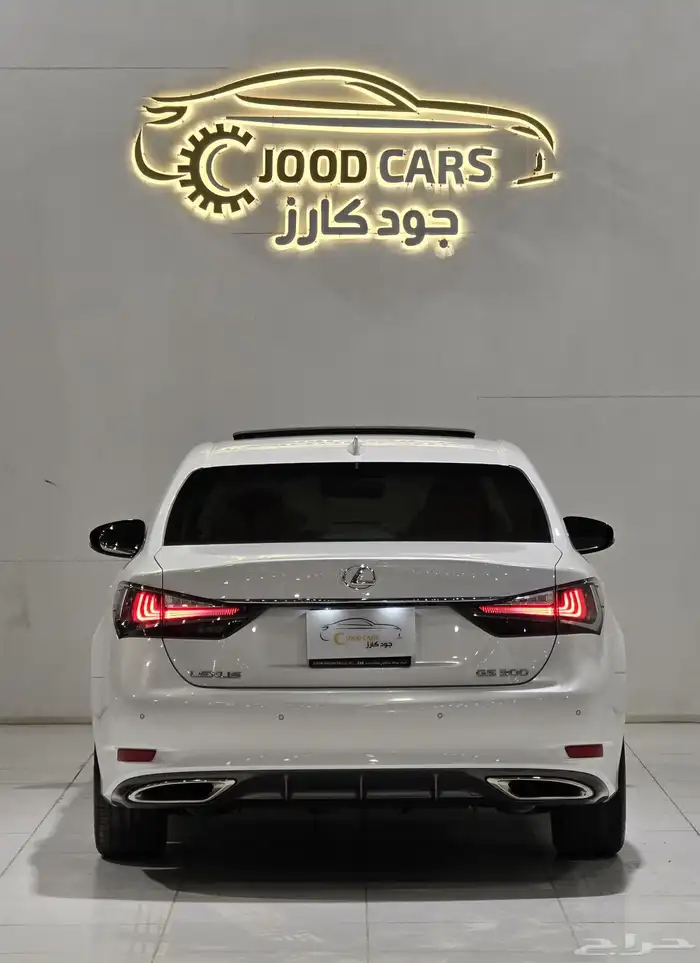لكزس GS300 موديل 2018 بحاله الوكاله مخزن 2