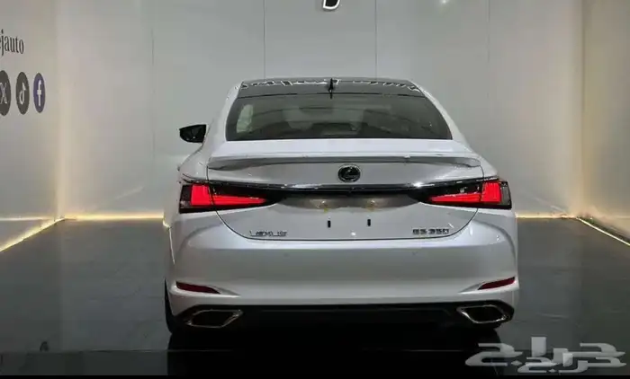 لكزس ES350 CC موديل 2025 3