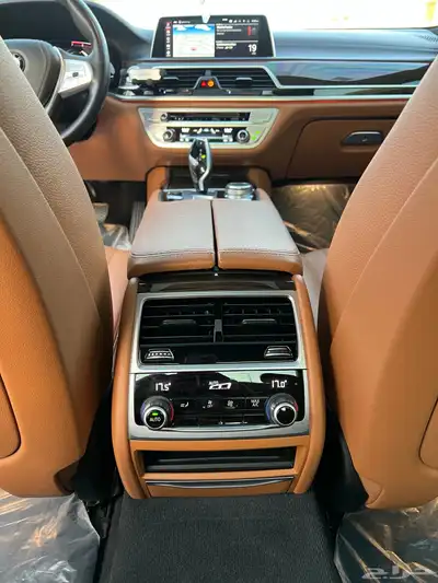 بي ام دبليو ( 730 LI ) الموديل 2021 ممشى قليل شبه جديد 27