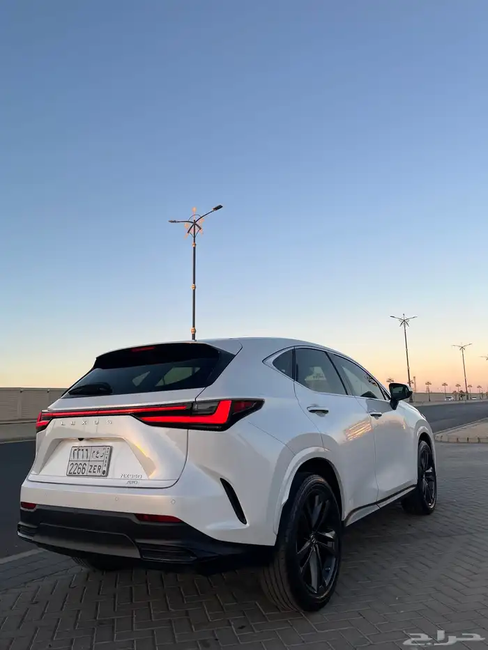 لكزس NX 350 للبيع 2