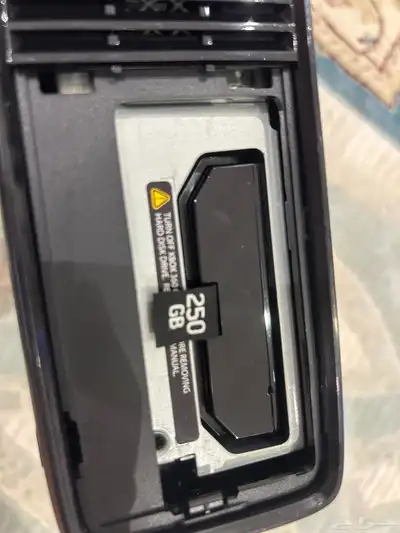 جهاز Xbox 360 شغال نظيف ومعه سيدي اقبل البدل سوني ثري فات 5