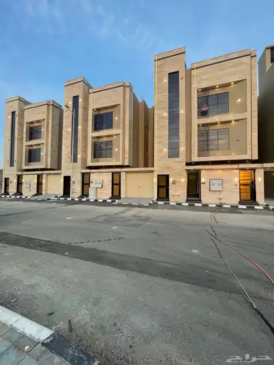 للبيع شقق علويه بسعر 530 الف بسطح خاص ومصعد شغال حى الضيافه 0