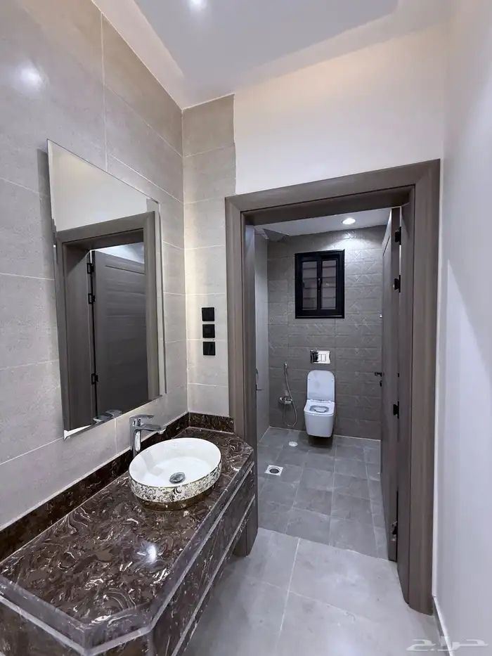 للبيع شقق علويه طريق ابها الخميس حي الضيافه بسعر 550 الف 16