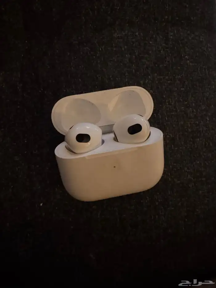 للبيع AirPods الجيل الثالث   استخدام نظيف 1