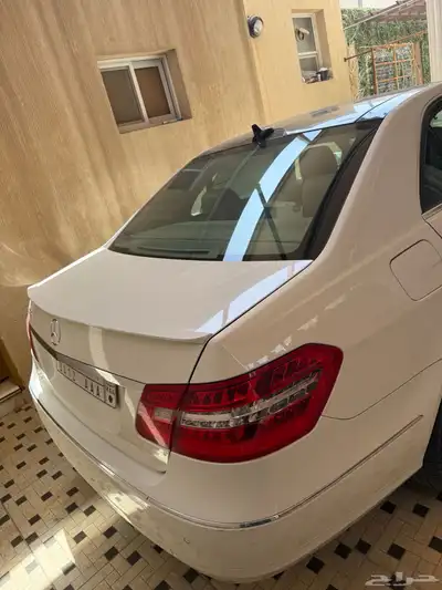 مرسيدس E300 للبيع 1