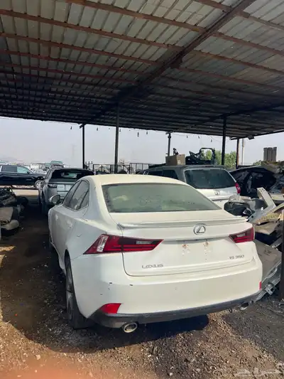 تشليح قطع غيار لكزس Rx350 2012 مصدوم 21