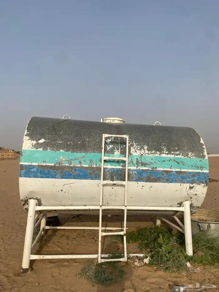 تانكي حديد للبيع و لليجار نظيف 1