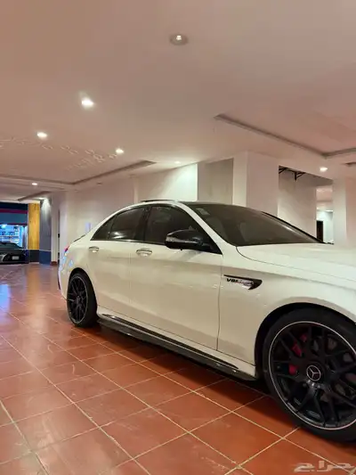 مرسيدس C300 2015 نظيف للمستخدم كت 63 amg مقاعد ريكارو سيت 4