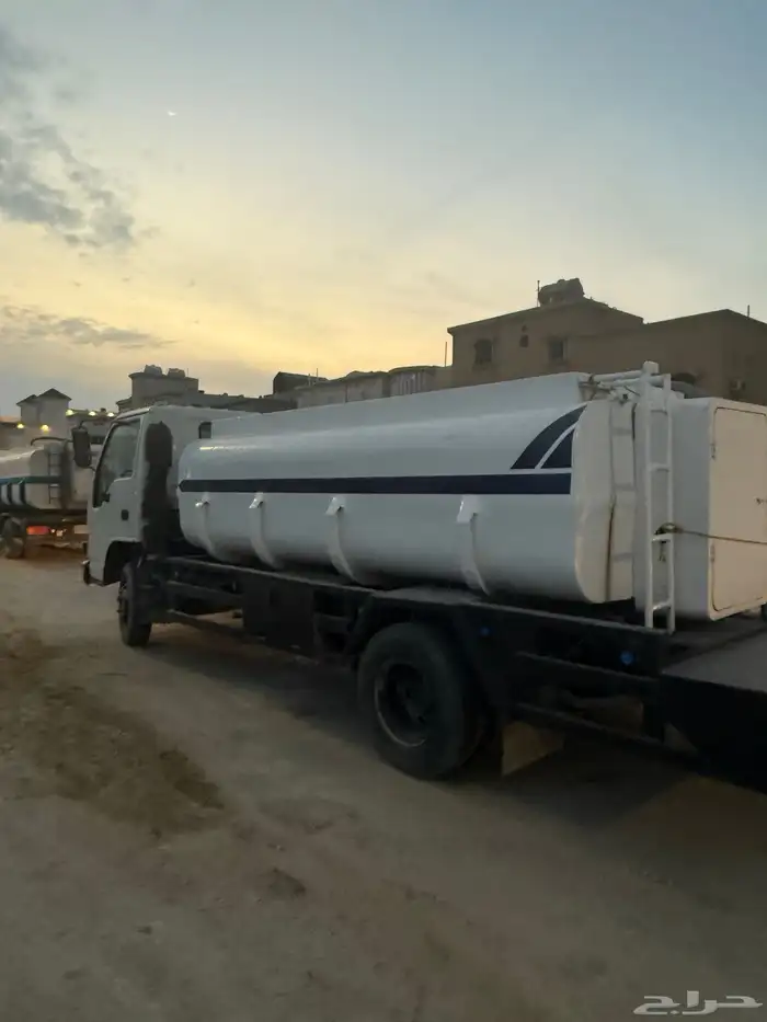 وايت ايسوزو موديل 2000 مجدد مفحوص جاهز 5