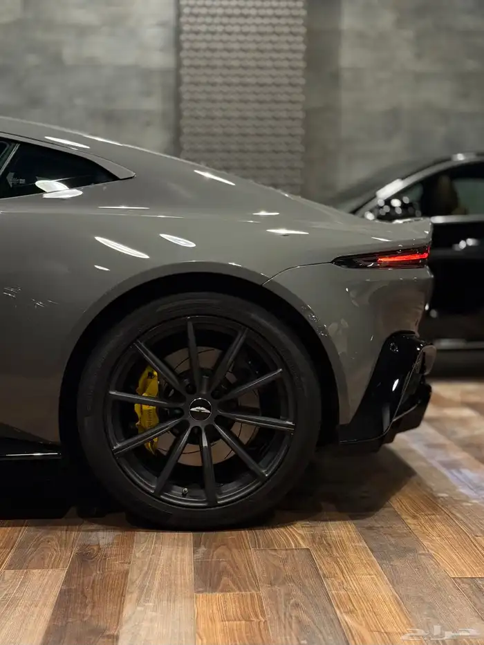 Aston martin Vantage 2020 23