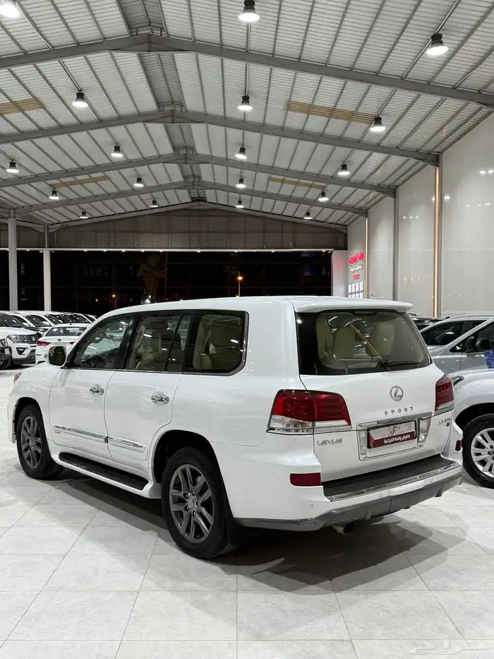 لكزس LX.570.DD.2014 سعودي 3