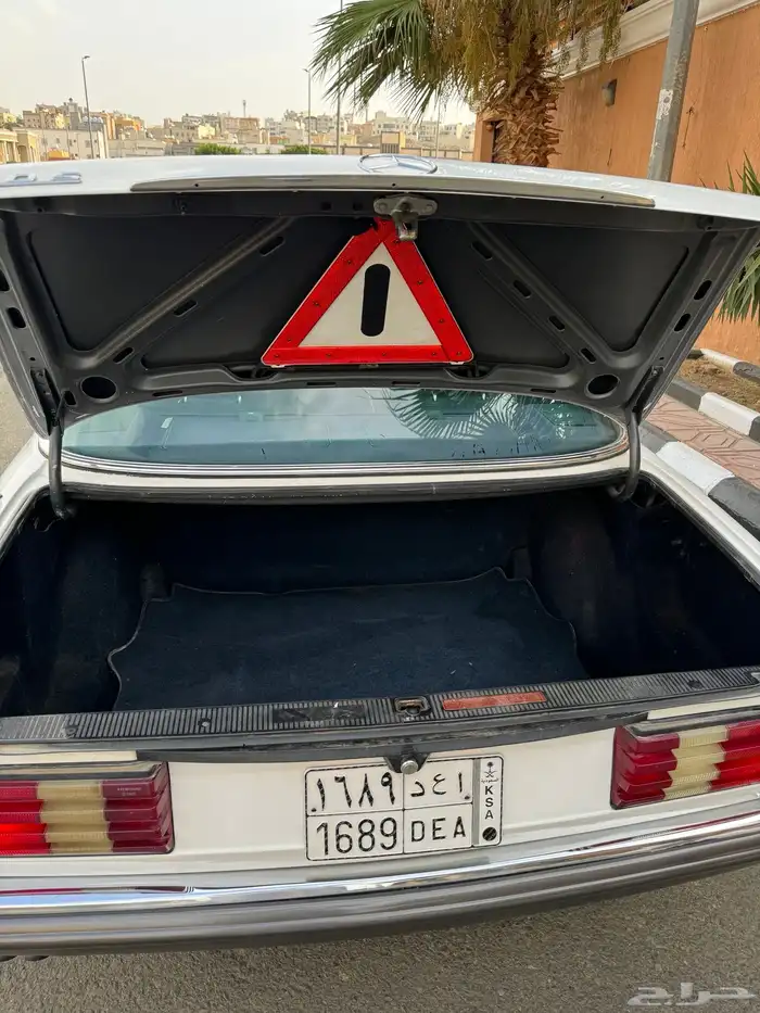 مرسيدس بنز مخزن قمة في النظافة 1985 40