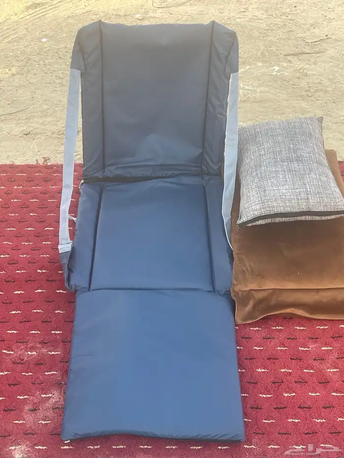 كرسي رحلات3في 1طراحه مع تكايه وسجادة(13)ريال 3