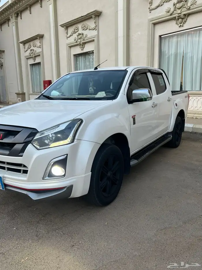 ايسوزو ديماكس 2018 6