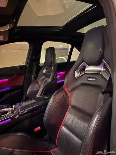 مرسيدس C300 2015 نظيف للمستخدم كت 63 amg مقاعد ريكارو سيت 12