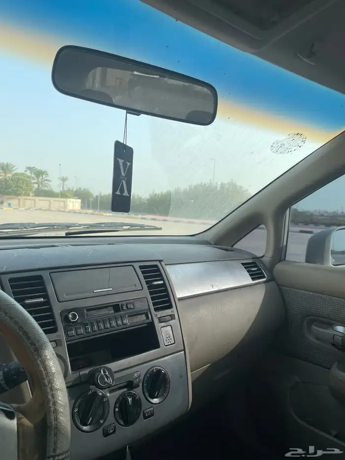 نيسان تيدا 7