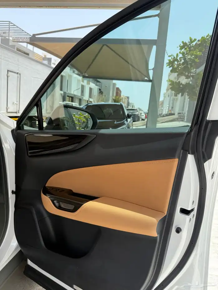 لكزس NX 350 للبيع 23