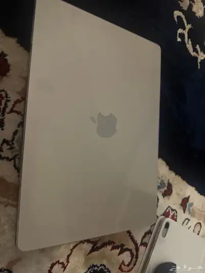 ماك بوك اير M3 للبيع بمكة حصريا 0