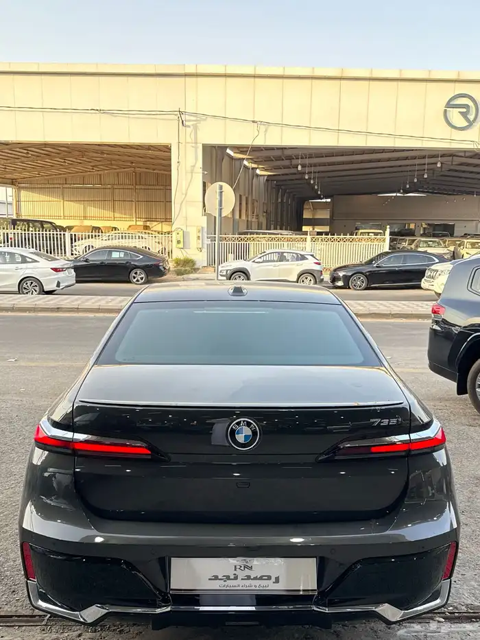 بي ام دبليو 2025 عداد جديد 735 i خليجي 4