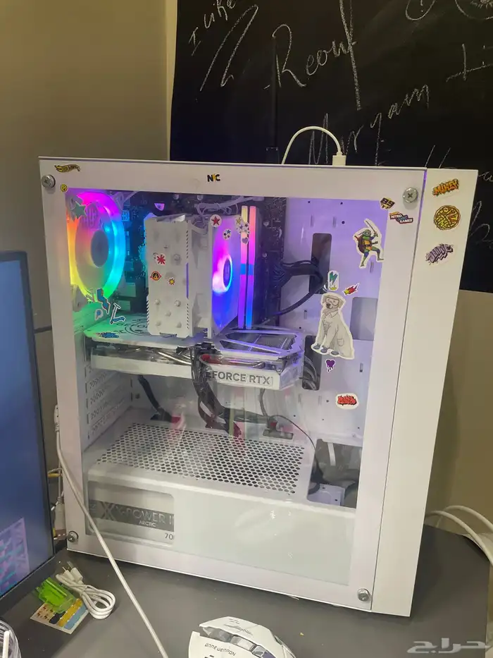 تجميعة بي سي بيضاء عالية الاداء white high end pc 1