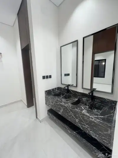 للبيع ارواف ارضيه وارواف علويه بالمحالة ابها دره المحاله 8