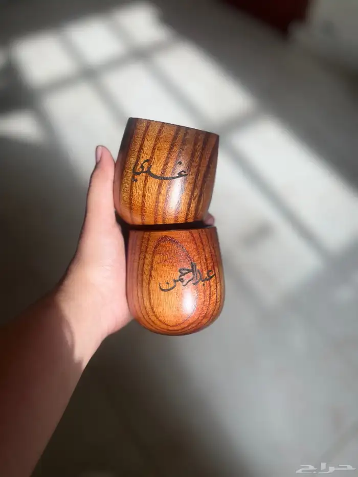 نحت على أكواب خشب 2
