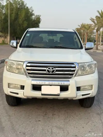 لاند كروزر GXR 2009 فل كامل بحاله ممتازه للمستخدم 3